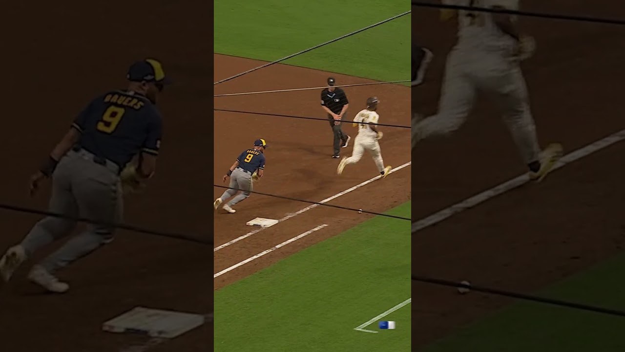 Xander Bogaerts comes around to score! 😲